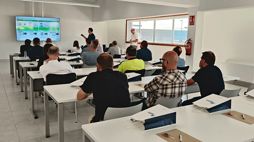 formación novedades KNX de Schneider Electric en las nuevas instalaciones de Galektra A Coruña