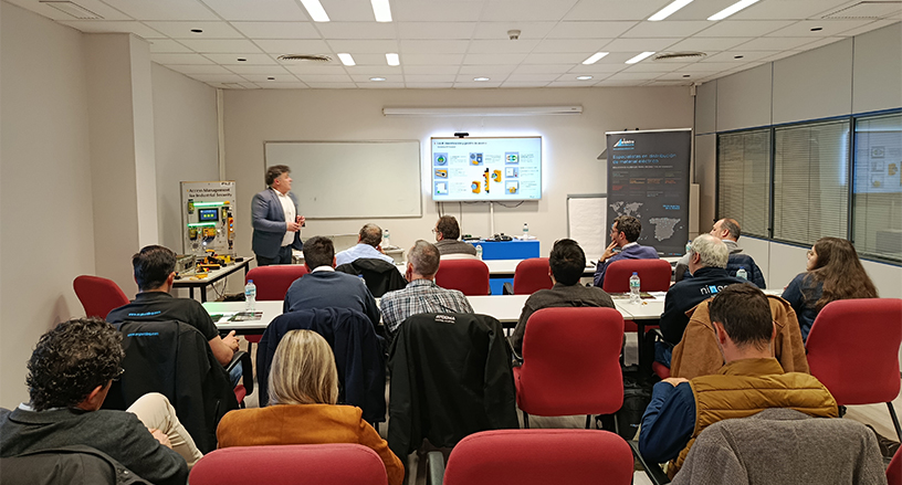 Los profesionales industriales de Sevilla y Huelva que asistieron a las jornadas técnicas organizadas por Elektra Andalucía ya tienen las claves para adaptarse.