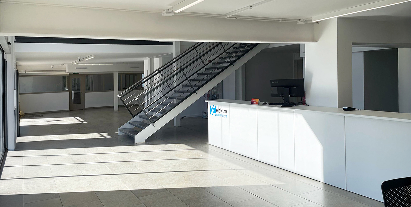 Elektra Catalunya VIC - Store - Grupo Elektra